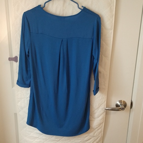 Vince camuto top - Picture 2 of 3